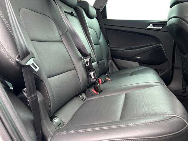 Hyundai Tucson 1.6 CRDi 136 Premium SE 5dr 2WD