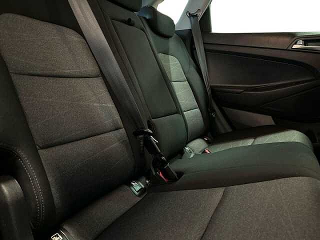 Hyundai TUCSON 1.6 GDi SE Nav 5dr 2WD White
