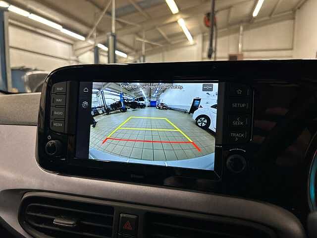 Hyundai i10 1.0 [63] Premium 5dr Auto [Nav]