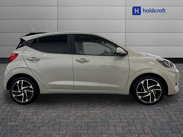 Hyundai i10 1.0 [63] Premium 5dr Auto [Nav]