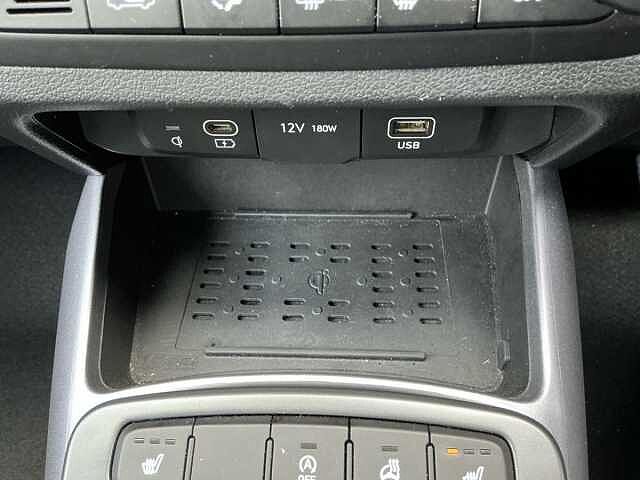 Hyundai i10 1.0 [63] Premium 5dr Auto [Nav]