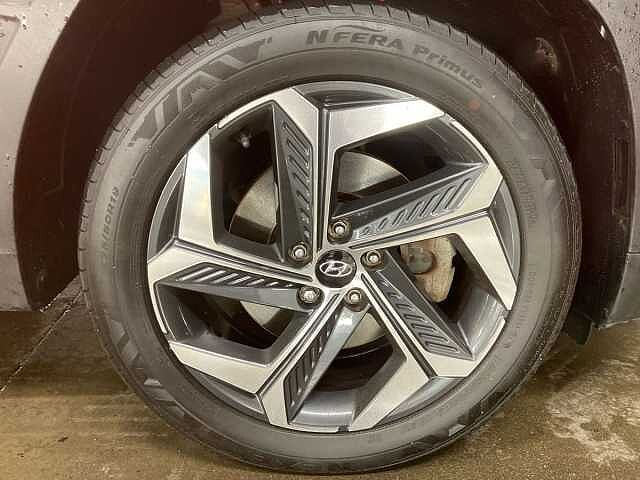 Hyundai TUCSON 1.6 TGDi Hybrid 230 Premium 5dr 2WD Auto Red