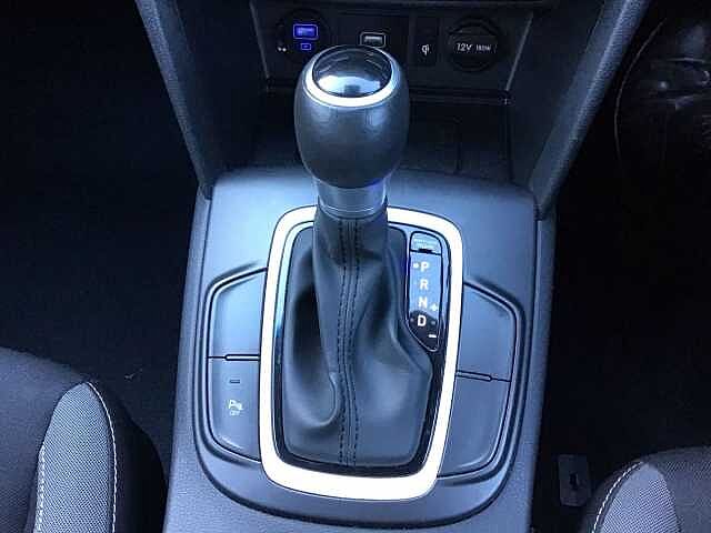 Hyundai Kona 1.6 GDi Hybrid Premium 5dr DCT