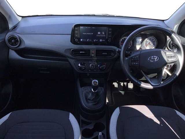 Hyundai i10 1.0 MPi SE Connect 5dr