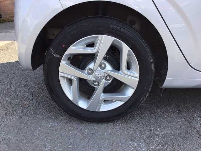 Hyundai i10 1.0 MPi SE Connect 5dr