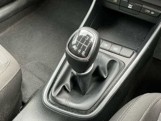 Hyundai I20 1.0T GDi 48V MHD SE Connect 5dr Green