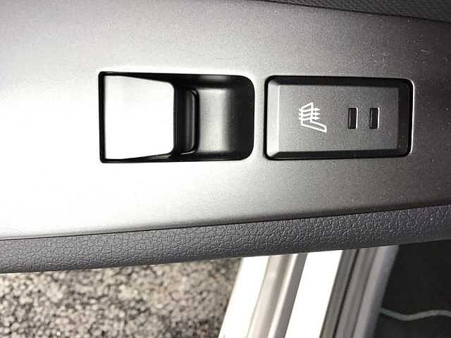 Hyundai Ioniq 1.6 GDi Hybrid Premium SE 5dr DCT