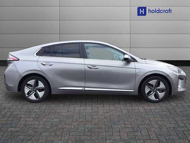 Hyundai Ioniq 1.6 GDi Hybrid Premium SE 5dr DCT