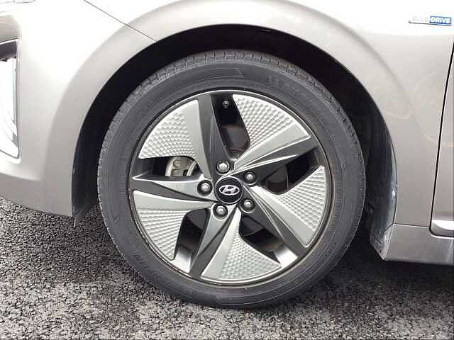 Hyundai Ioniq 1.6 GDi Hybrid Premium SE 5dr DCT