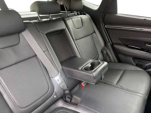 Hyundai TUCSON 1.6 TGDi Hybrid 230 Ultimate 5dr 2WD Auto Red