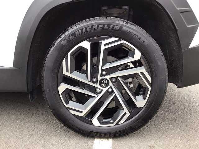 Hyundai TUCSON 1.6T 239 Hybrid Ultimate 5dr Auto White