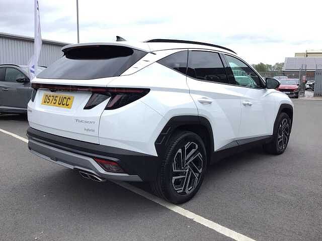 Hyundai TUCSON 1.6T 239 Hybrid Ultimate 5dr Auto White