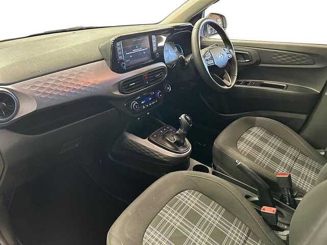 Hyundai i10 1.0 [63] Premium 5dr Auto [Nav]