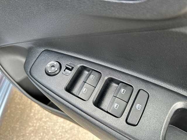 Hyundai i10 1.0 Advance 5dr