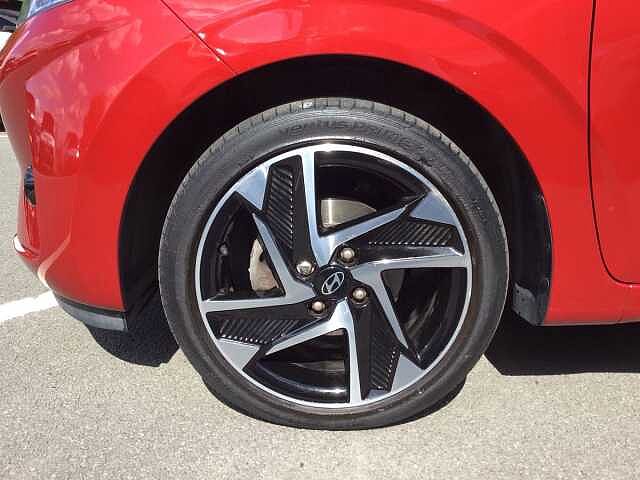 Hyundai i10 1.0 [63] Premium 5dr Auto [Nav]