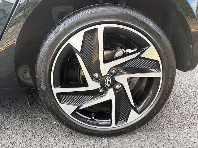 Hyundai i10 1.2 [79] Premium 5dr Auto [Nav]