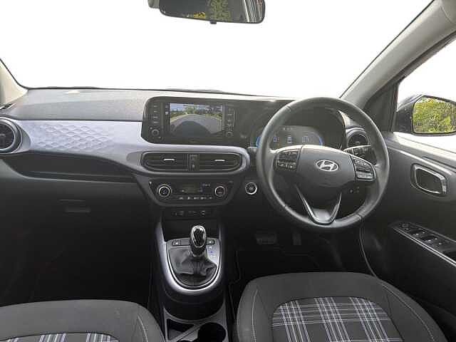Hyundai i10 1.2 [79] Premium 5dr Auto [Nav]