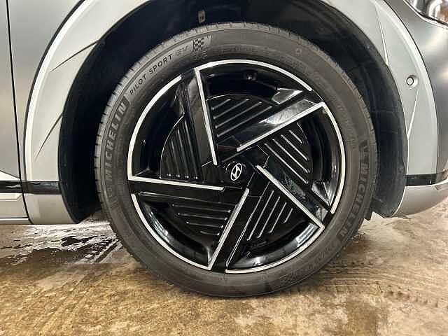 Hyundai Ioniq 5 168kW Ultimate 84 kWh 5dr Auto [Tech Pack]