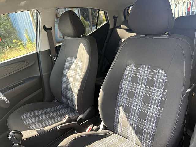 Hyundai i10 1.0 [63] Premium 5dr Auto [Nav]