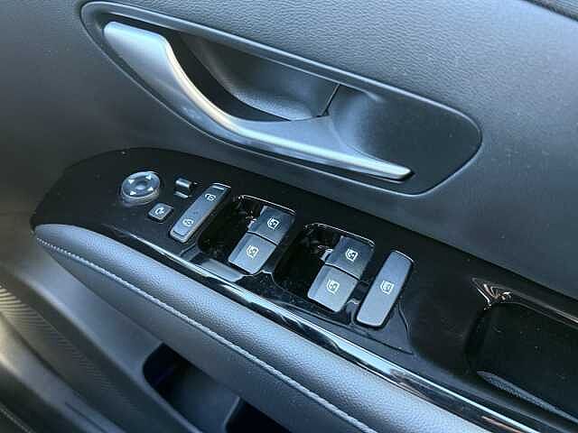 Hyundai Tucson 1.6 TGDi Hybrid 230 Premium 5dr 2WD Auto